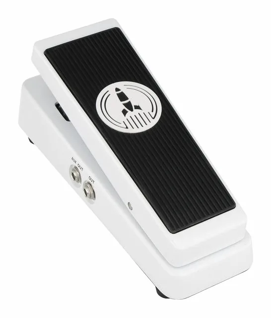Harley Benton Space Volume, connettori sul retro dell'unita