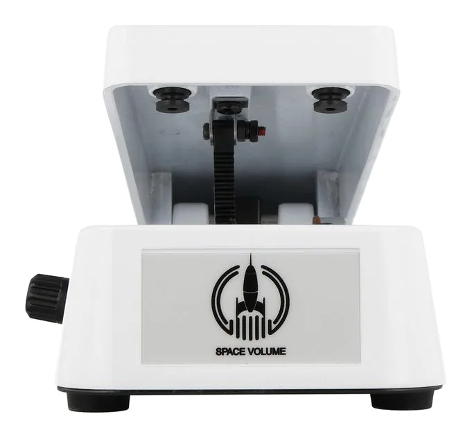 Harley Benton Space Volume, led e interruttore a pedale