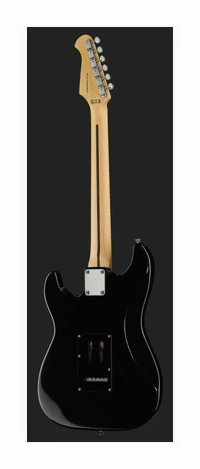Harley Benton ST-57DG Black Tribute, corpo e verniciatura in primo piano