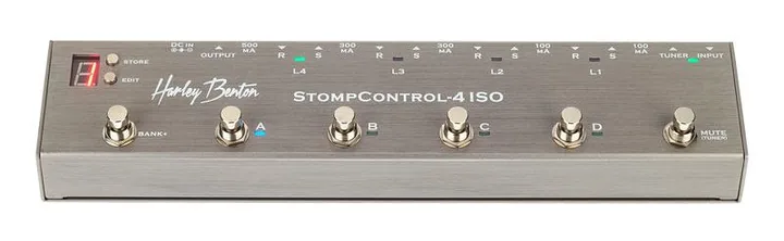 Harley Benton StompControl-4 ISO, footswitch in primo piano
