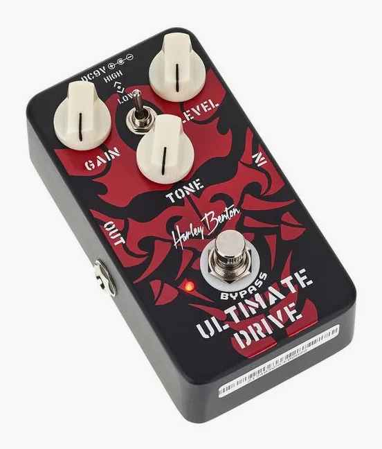 Harley Benton Ultimate Drive, ingressi e uscite laterali