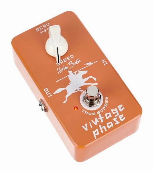 Harley Benton Vintage Phase, connettori sul retro dell'unita