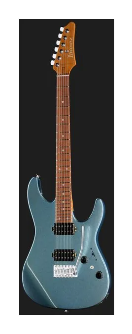 Ibanez AZ24S2-MLB, corpo e verniciatura in primo piano