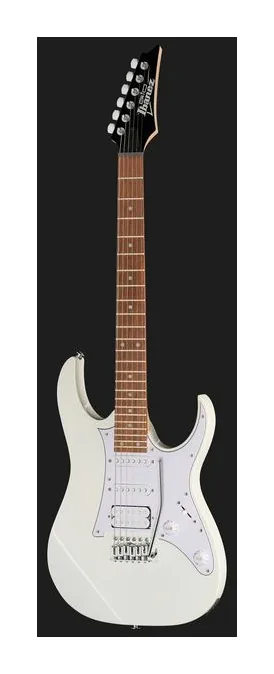 Ibanez GRG140-WH, corpo e verniciatura in primo piano