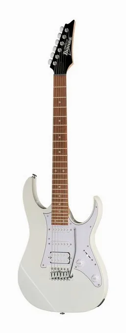 Ibanez GRG140-WH in primo piano frontale