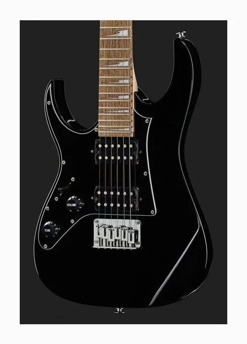 Ibanez GRGM21L-BKN, corpo e verniciatura in primo piano