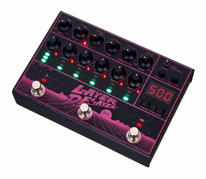 Ibanez LD303 Layer Delayer in primo piano frontale