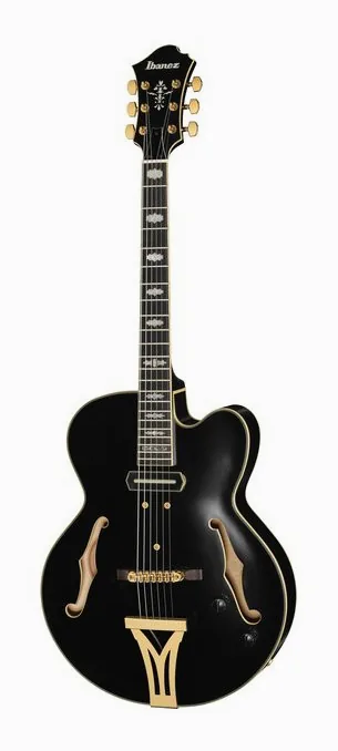 Ibanez PM3C-BKL Pat Metheny in primo piano frontale