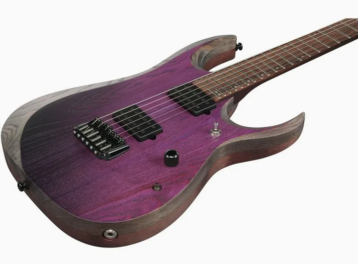 Ibanez RGD621AH-MNF, corpo e verniciatura in primo piano