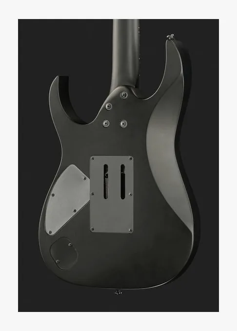 Ibanez RGRB620-BKF, corpo e verniciatura in primo piano