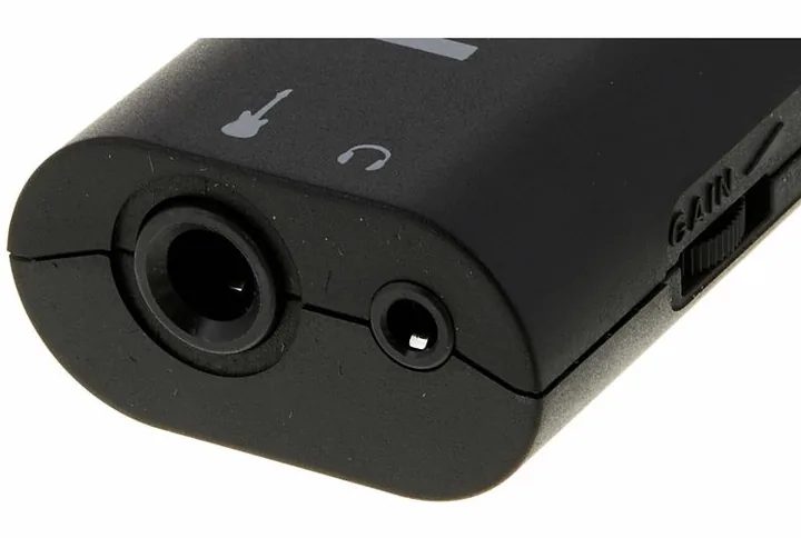IK Multimedia iRig 2, manopole e selettore dei canali