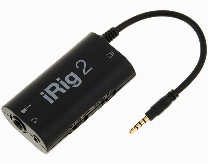 IK Multimedia iRig 2 in primo piano frontale