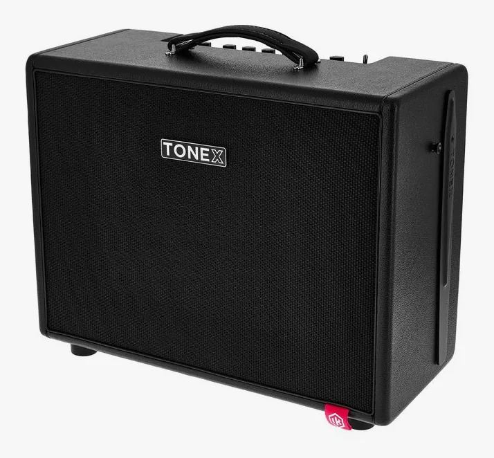 IK Multimedia ToneX Cab in primo piano frontale
