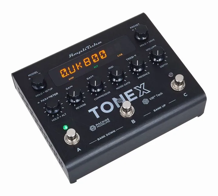 IK Multimedia ToneX Pedal, vista laterale del cabinet