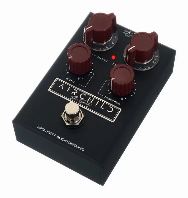 J. Rockett Audio Designs Airchild Six Sixty Compressor visto di fronte