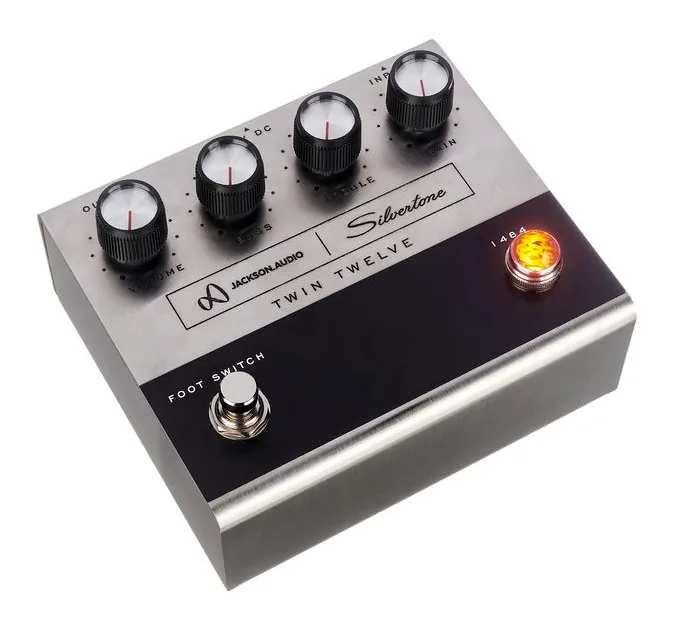 Jackson Audio Twin Twelve, led e interruttore a pedale
