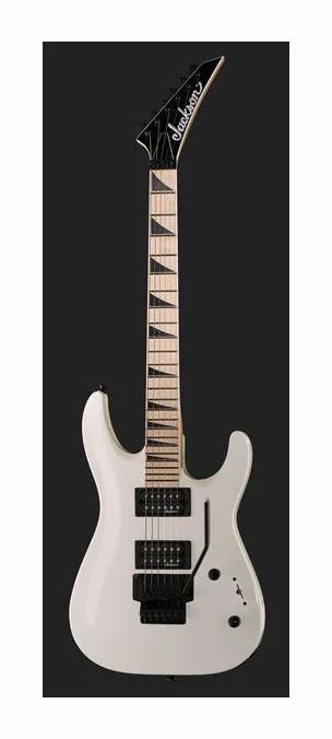 Jackson JS32 DKA-M Dinky SW, corpo e verniciatura in primo piano