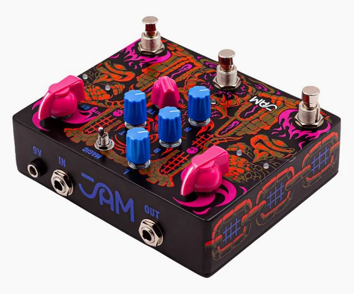 JAM pedals Tiny Amp Destroyer, footswitch in primo piano