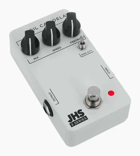 JHS Pedals 3 Series Oil Can Delay, footswitch in primo piano
