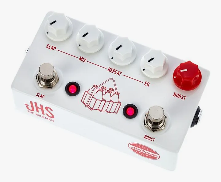 JHS Pedals Milkman Delay Boost in primo piano frontale