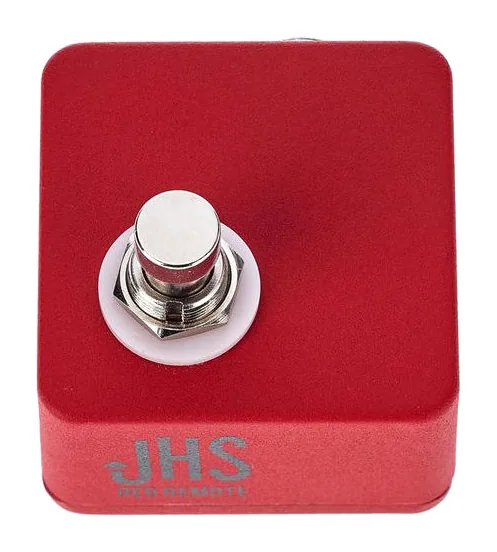 JHS Pedals Red Remote, footswitch in primo piano