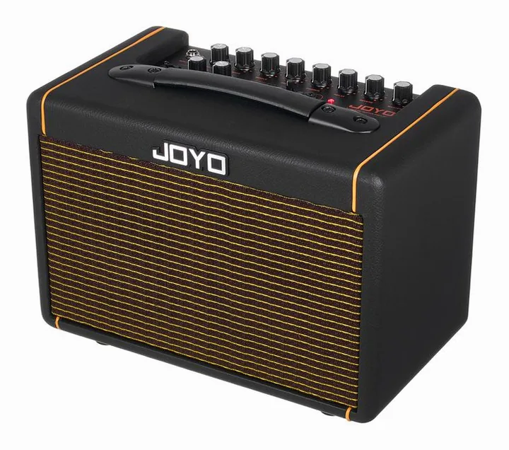 Joyo AC-20S fotografato frontalmente