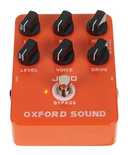 Joyo JF-22 Oxford Sound OD, footswitch in primo piano