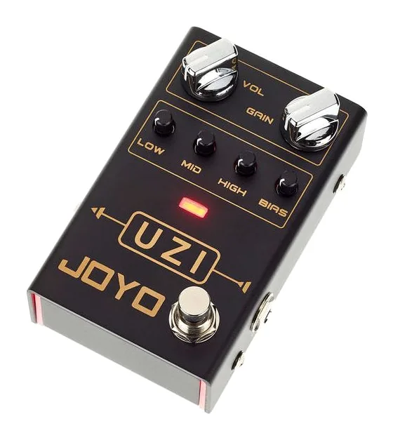 Joyo R-03 Uzi Distortion visto di fronte