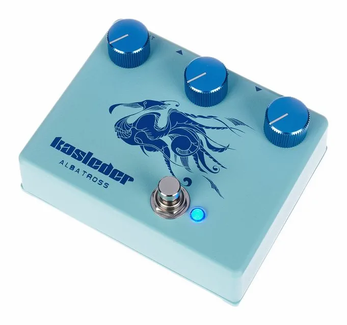 Kasleder Albatross Bass Fuzz inquadrato di fronte su sfondo neutro