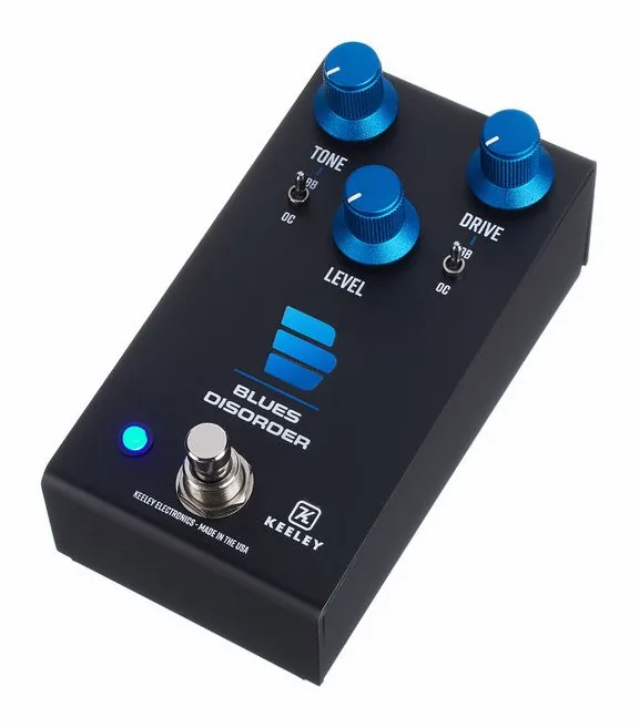 Keeley Blues Disorder Overdrive Dist visto di fronte
