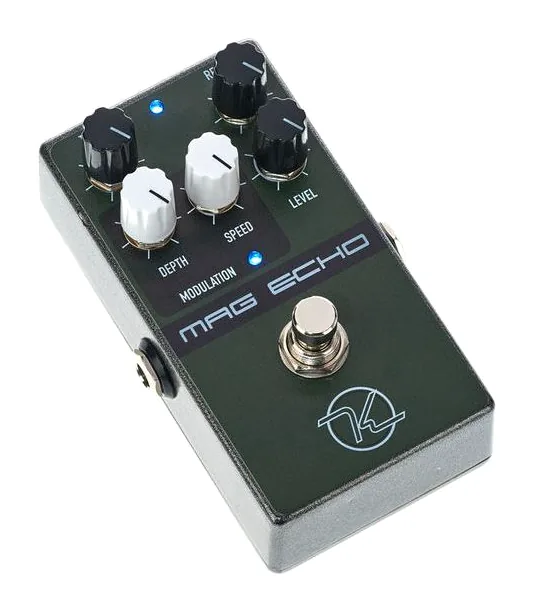 Keeley Magnetic Echo Delay, connettori sul retro dell'unita