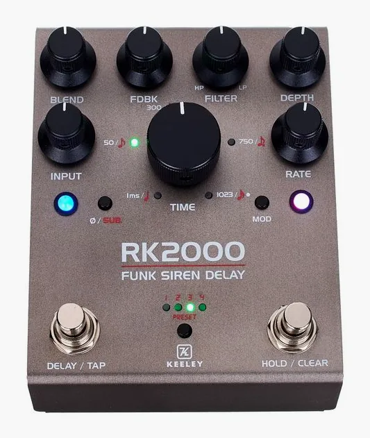 Keeley RK2000 Funk Siren Delay, footswitch in primo piano