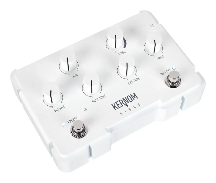 Kernom Ridge Overdrive, grafica del pannello superiore