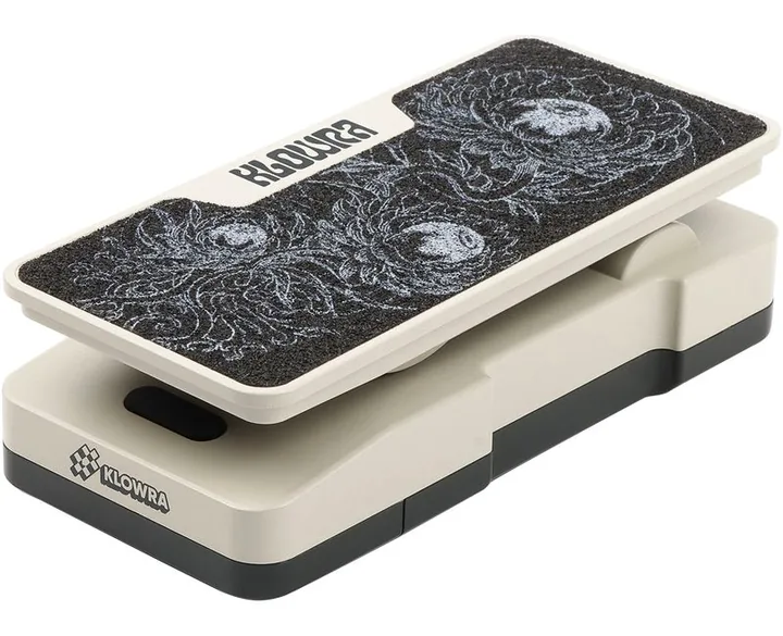 Klowra Mantra Dual Expression Pedal, footswitch in primo piano