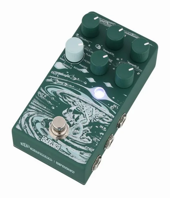 Klowra Sprout Stereo Modulation inquadrato di fronte su sfondo neutro