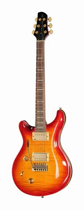 Larry Carlton Q7 Tobacco Sunburst LH inquadrato di fronte su sfondo neutro