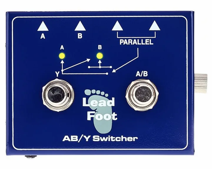 Lead Foot ABY, footswitch in primo piano