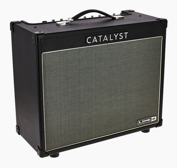 Line6 Catalyst CX 100, retro con le prese di collegamento