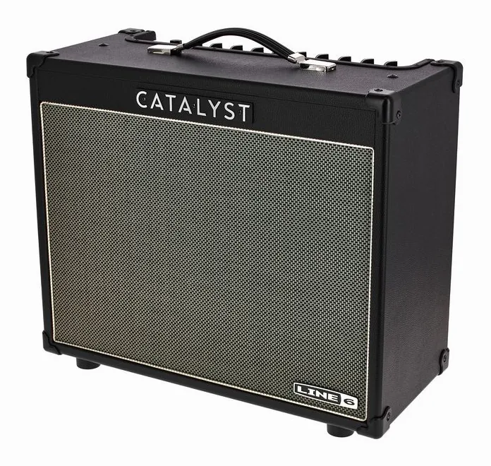 Line6 Catalyst CX 100 inquadrato di fronte su sfondo neutro