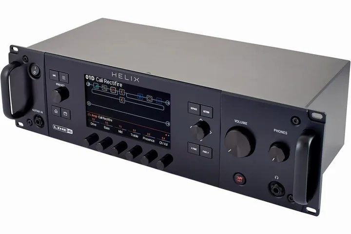 Line6 Helix Rack Guitar Processor inquadrato di fronte su sfondo neutro