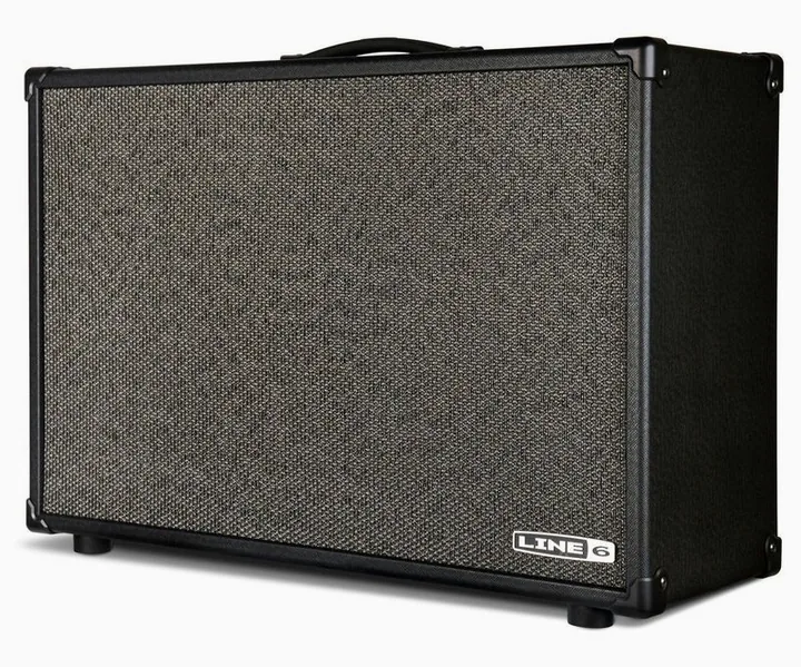 Line6 Powercab CL 212 fotografato frontalmente
