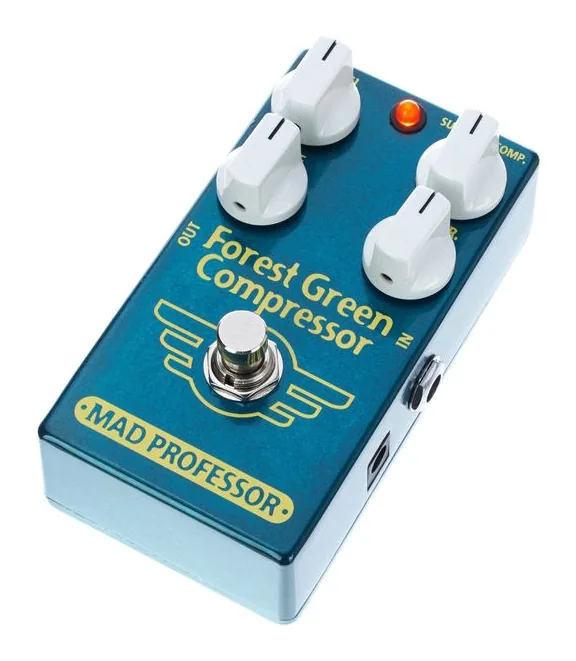 Mad Professor Forest Green Compressor Fact. in primo piano frontale