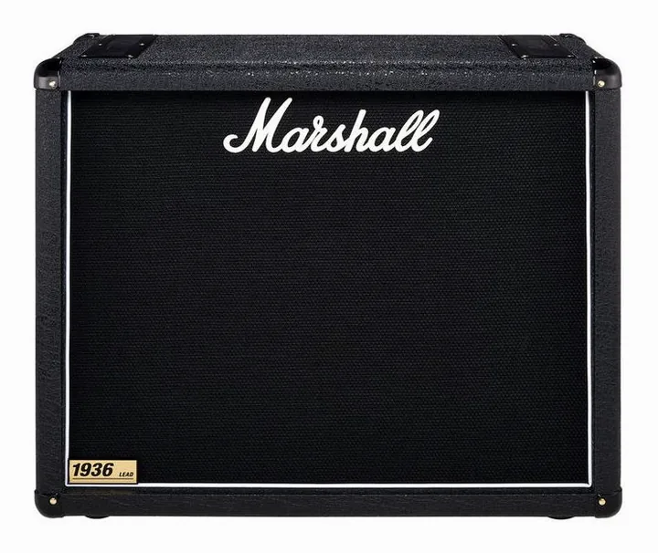 Marshall MR1936, retro con le prese di collegamento