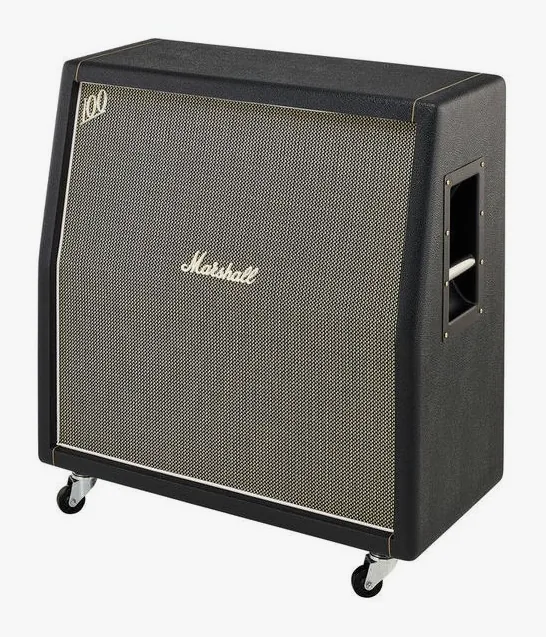 Marshall MR1960AHW inquadrato di fronte su sfondo neutro