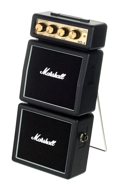 Marshall MS-4 inquadrato di fronte su sfondo neutro