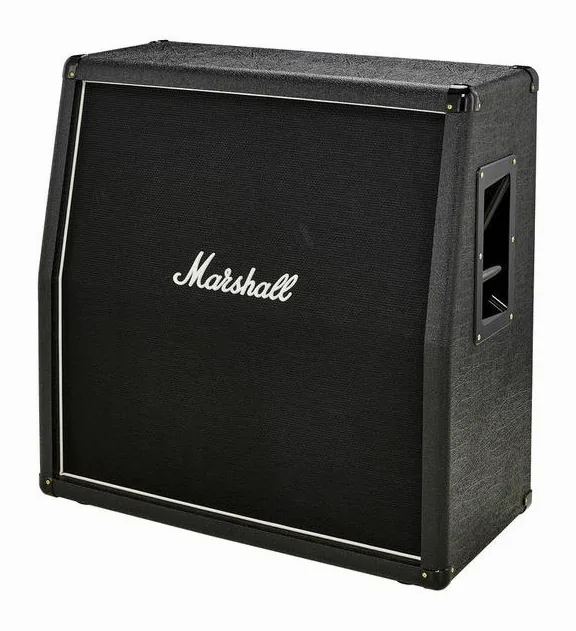 Marshall MX412AR inquadrato di fronte su sfondo neutro