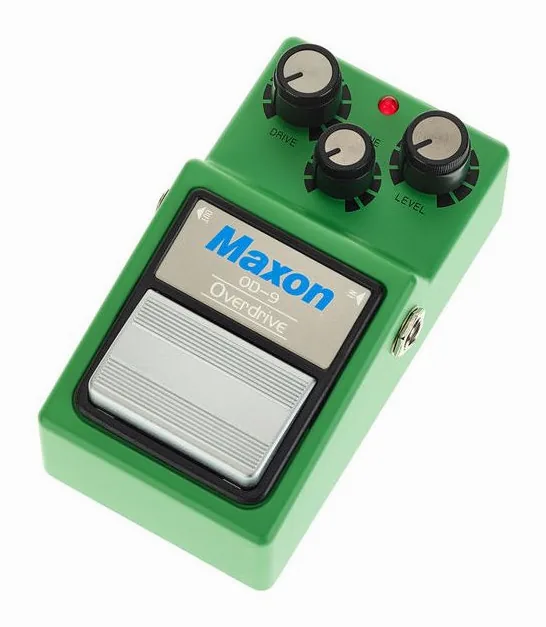 Maxon OD-9 Overdrive inquadrato di fronte su sfondo neutro
