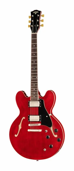 Maybach Capitol 59 Wild Cherry 60s STA inquadrato di fronte su sfondo neutro
