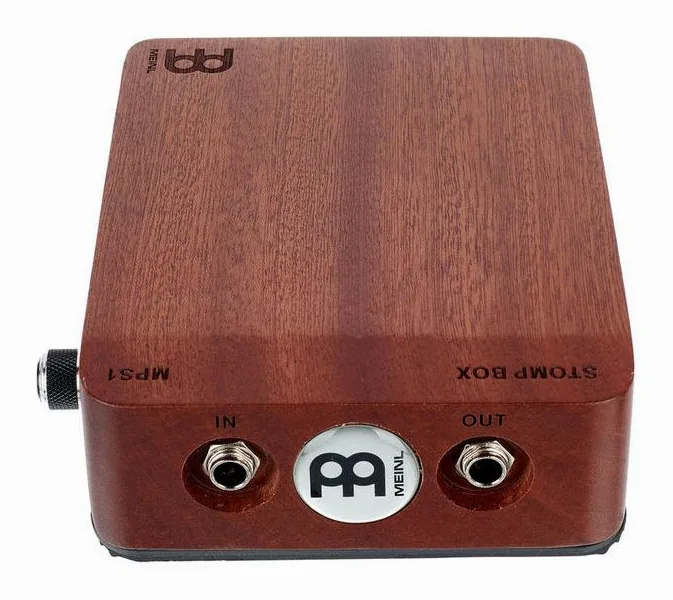 Meinl Percussion Stomp Box Analog, footswitch in primo piano
