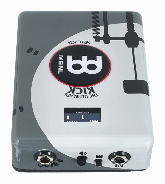 Meinl The Ultimate Kick Stomp Box, footswitch in primo piano